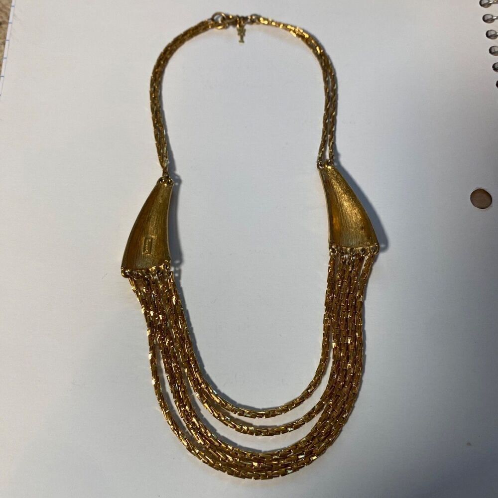 Vintage Crown Trifari Gold Tone Multi-Strand Bib Necklace | 15″ Signed Trifari © - Picture 4 of 9